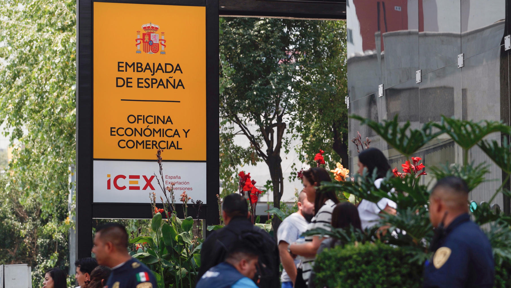 Asaltan Oficina Comercial de España en CDMX